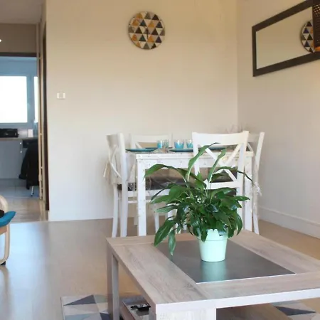 Familial Moderne Avec Parking Prive A - Fr-1-246-479 Λα Ροσέλ