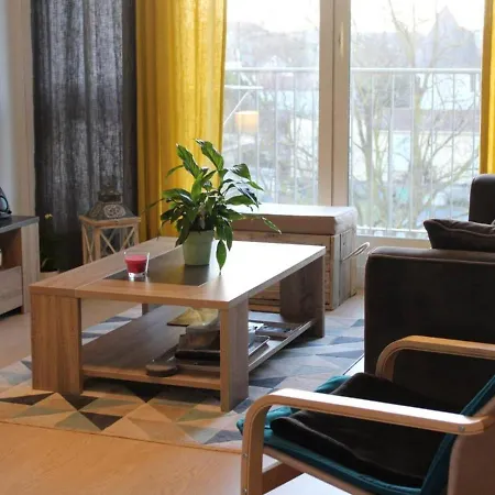 Familial Moderne Avec Parking Prive A - Fr-1-246-479 Λα Ροσέλ
